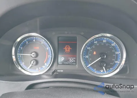 2017 Toyota Corolla Le z USA, uszkodzony, nr VIN 2T1BURHEXHC883723